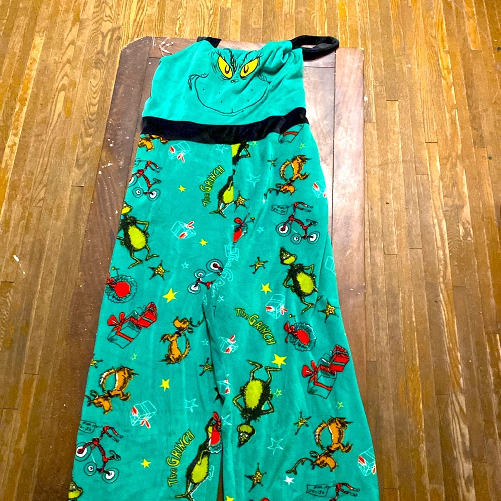 A grinch onesie (night clothes)